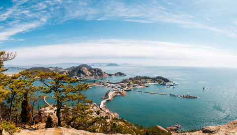 Korea Trekking Wandertour  Gogunsan Island Daejanbong Peak